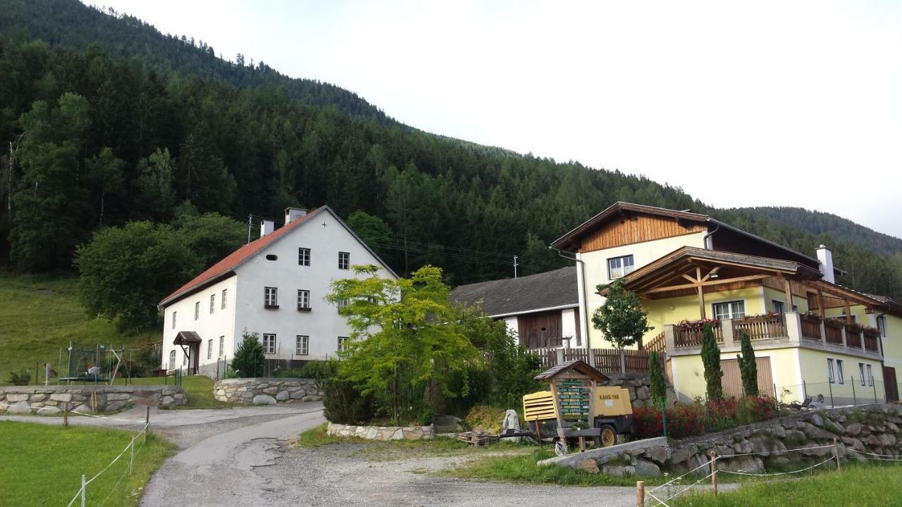 Ferienwohnung Am Bauernhof Zechner Heidi Flattach Extérieur photo